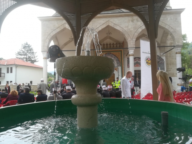 'Bosna'nın İncisi' Alaca Camii ibadete açıldı